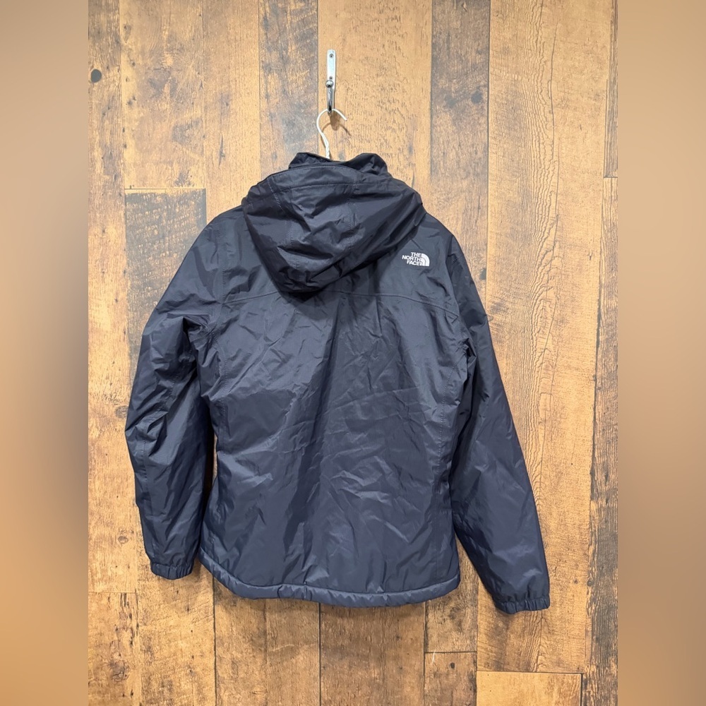 The North Face women’s black insulated jacket large EUC - Picture 2 of 6
